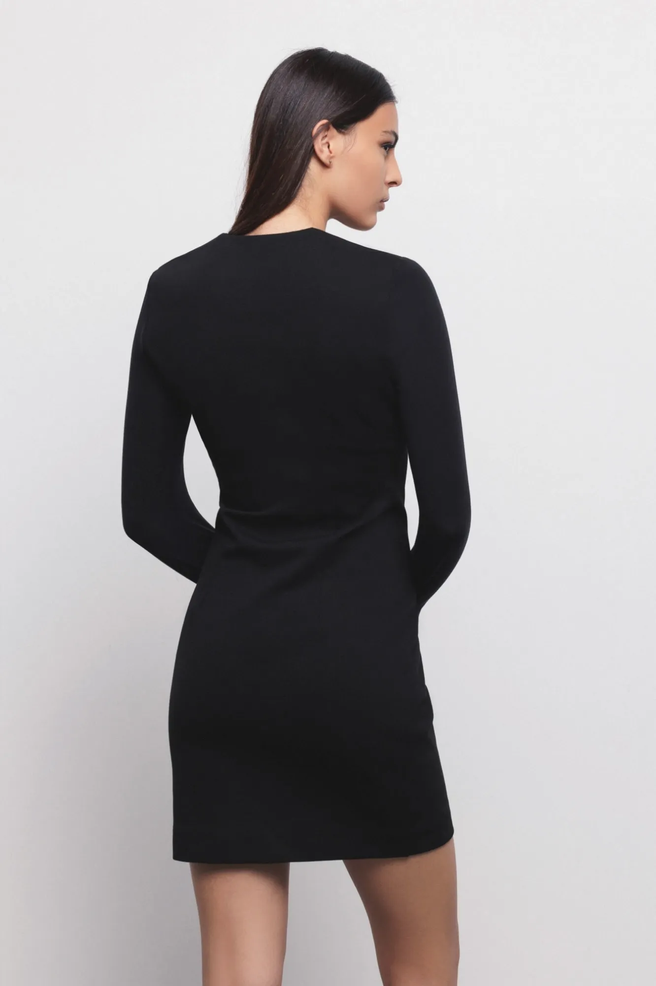 Abito Tubino Con Scollo A Trapezio Nero - Gaëlle Paris