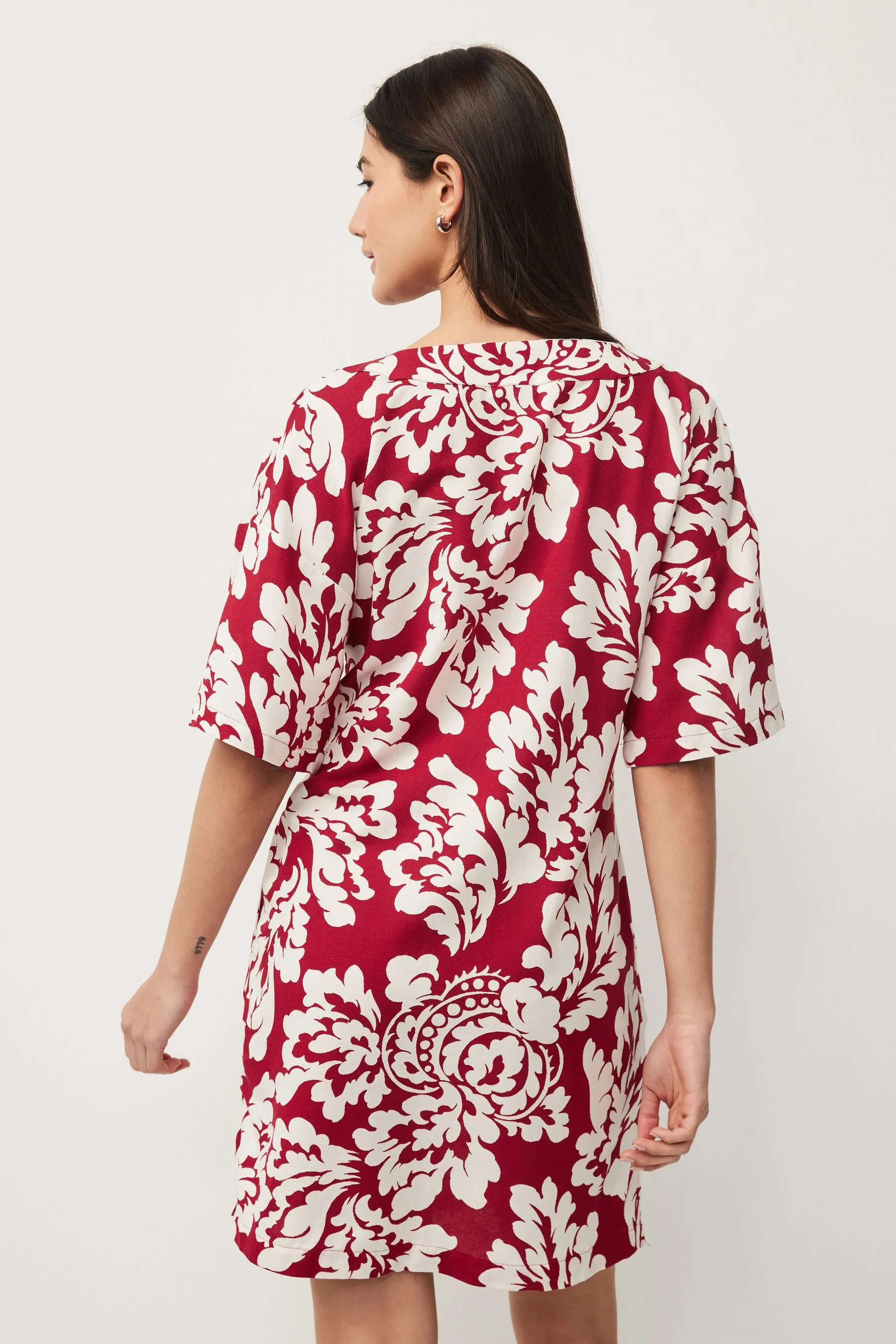 Caftano oversize copricostume in lino