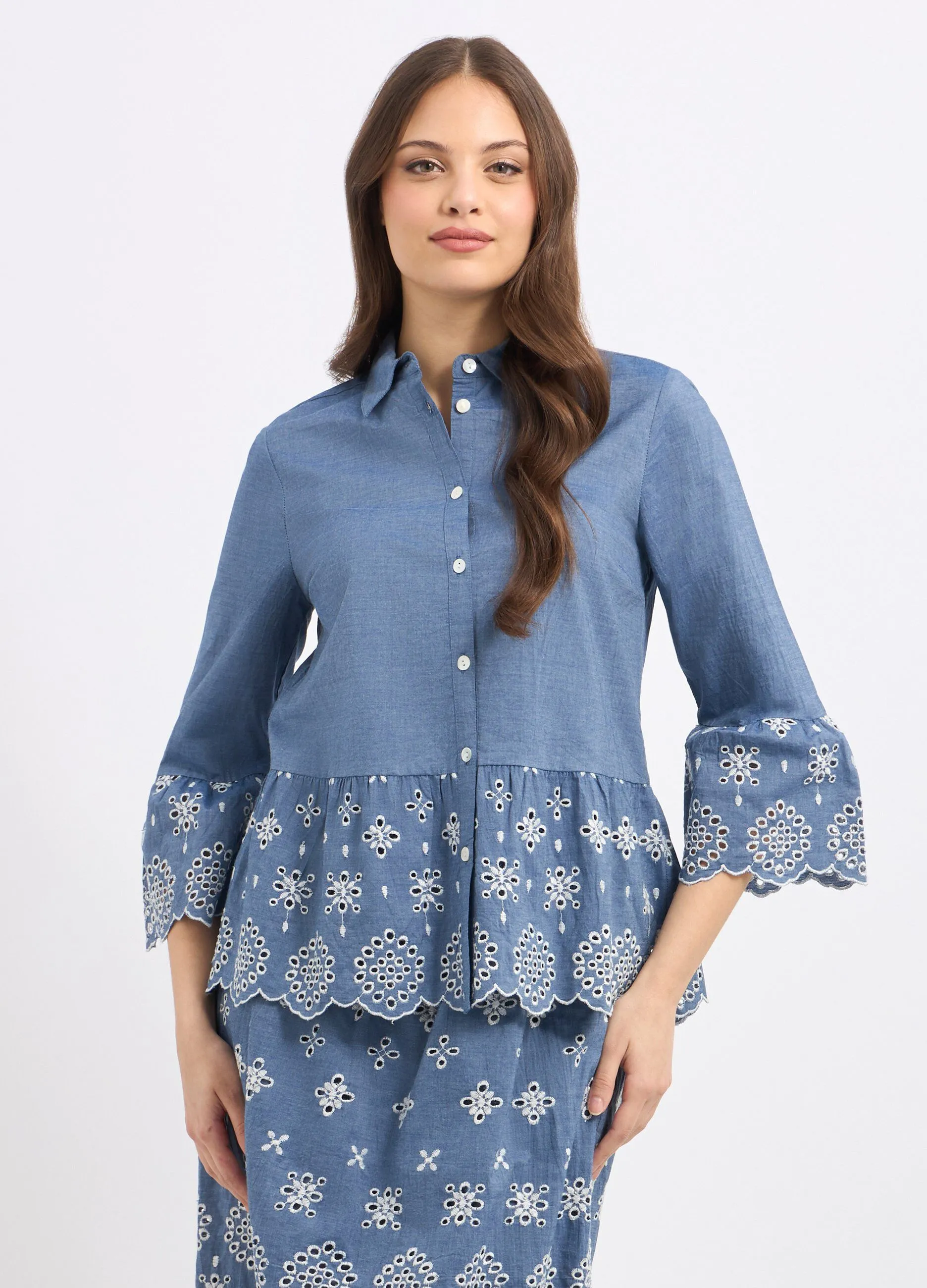 Camicia in chambray di puro cotone con ricami donna