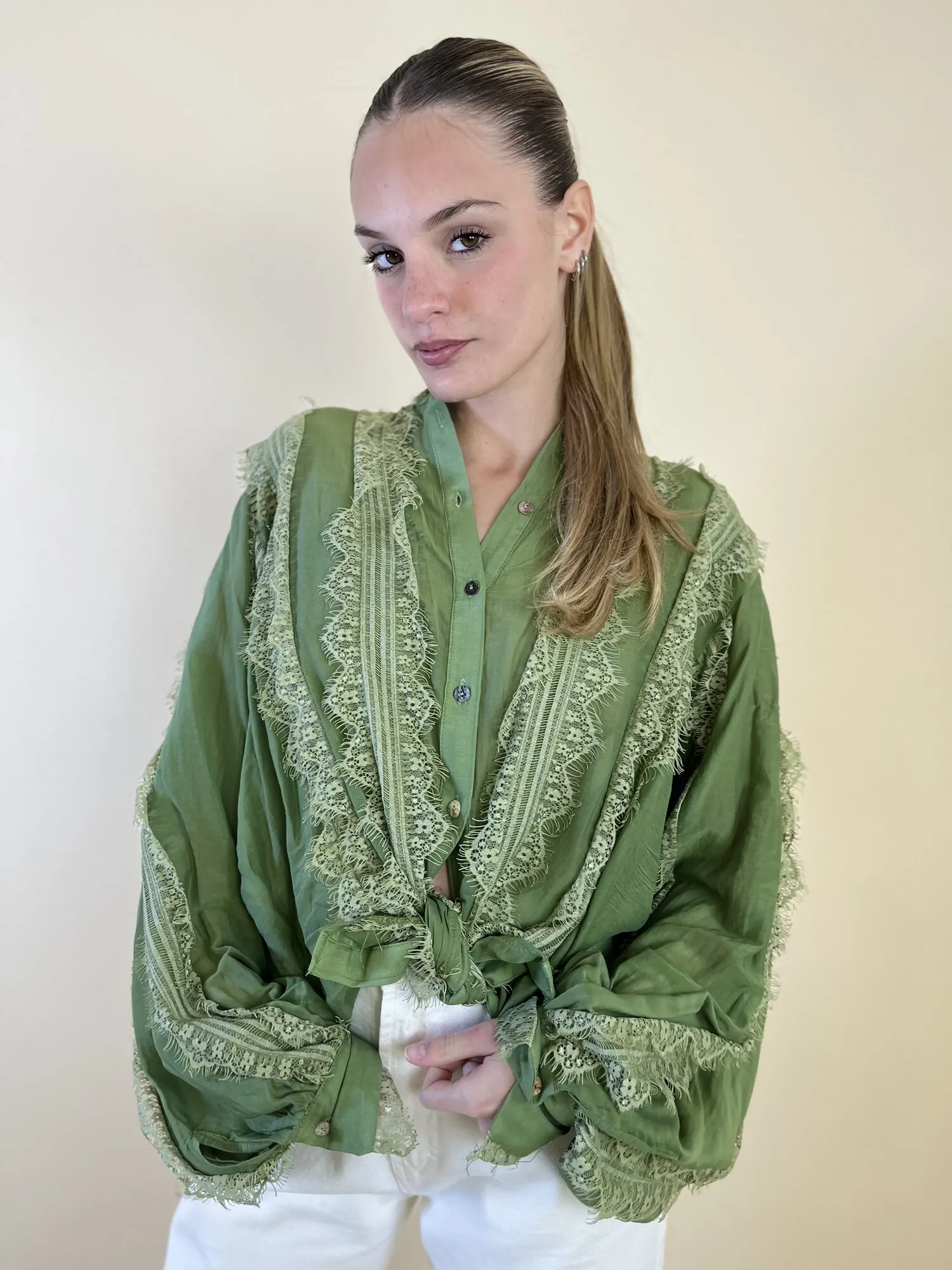 Camicia in lino e pizzo – Souvenir