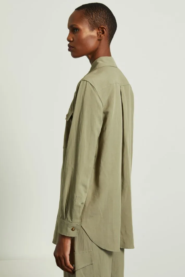 Camicia sahariana in lino