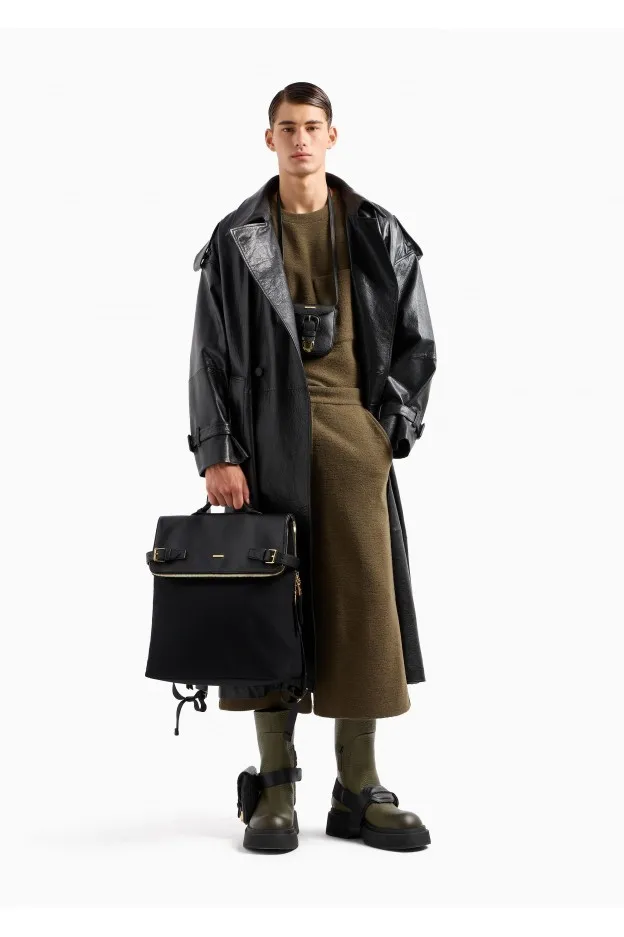 Emporio Armani Zaino in pelle granata con inserto in feltro