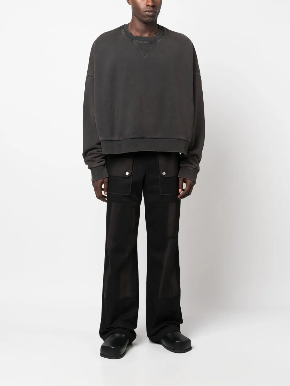 Felpa con maniche a spalla bassa in nero - ENTIRE STUDIOS - unisex