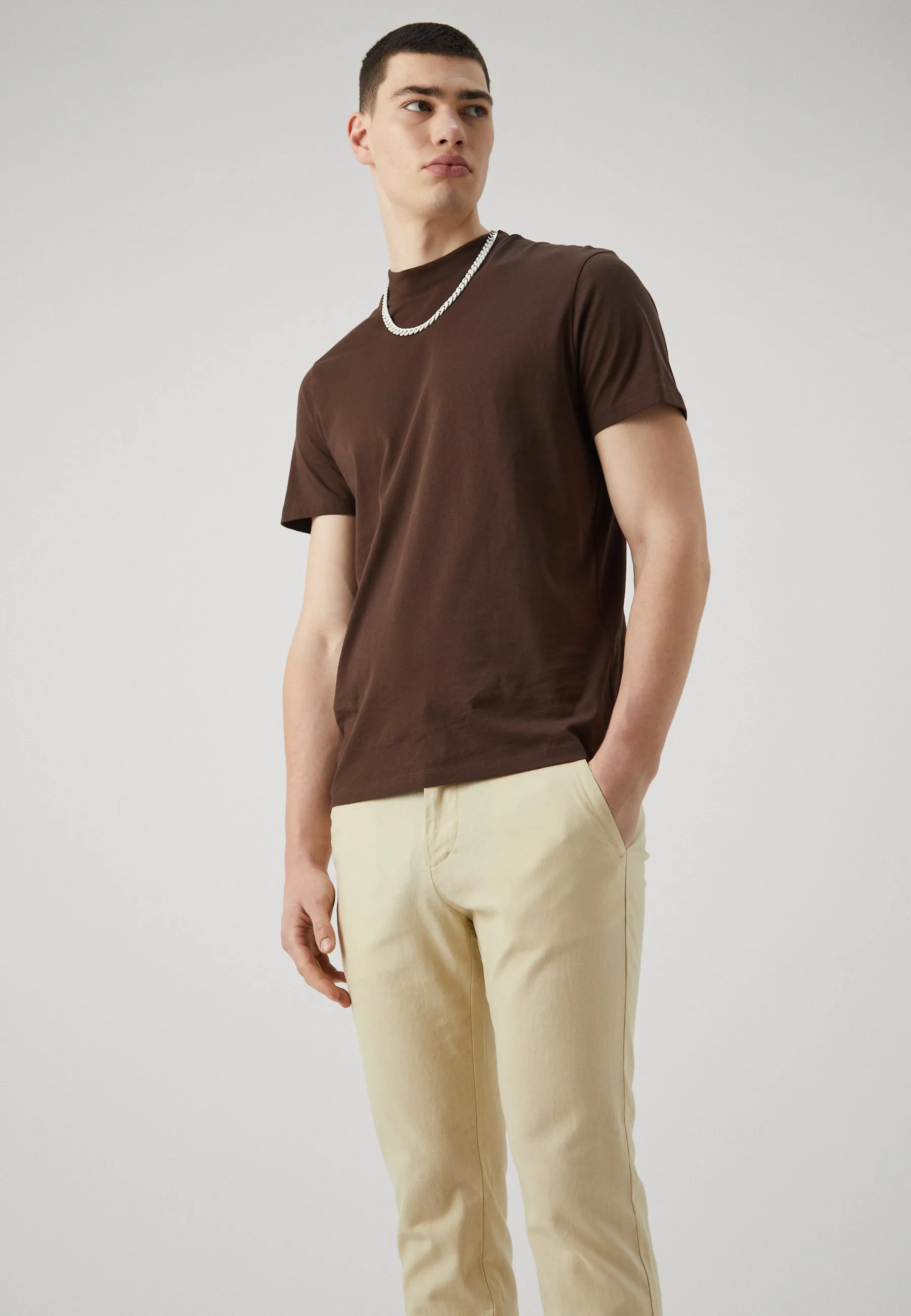 LINEN BLEND CHINO - Chino