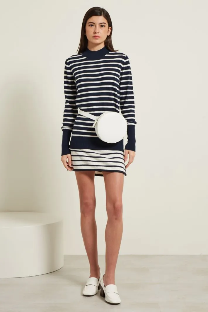 Maglia con collo montante