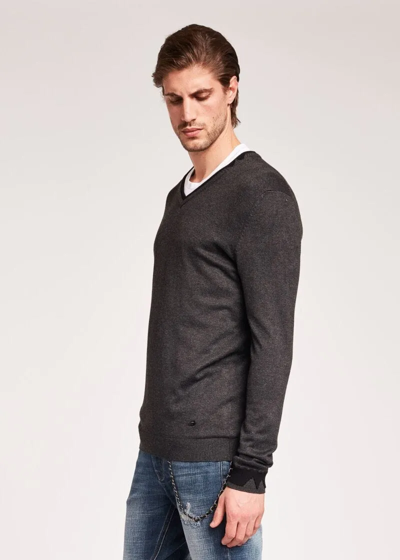 Maglia con dettagli cut out