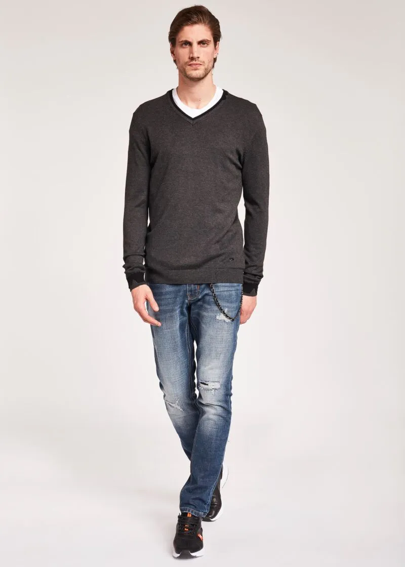 Maglia con dettagli cut out