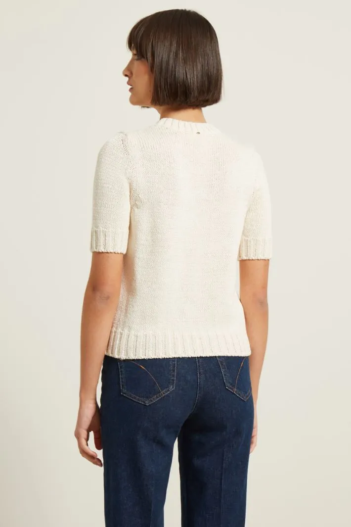 Maglia con ricamo