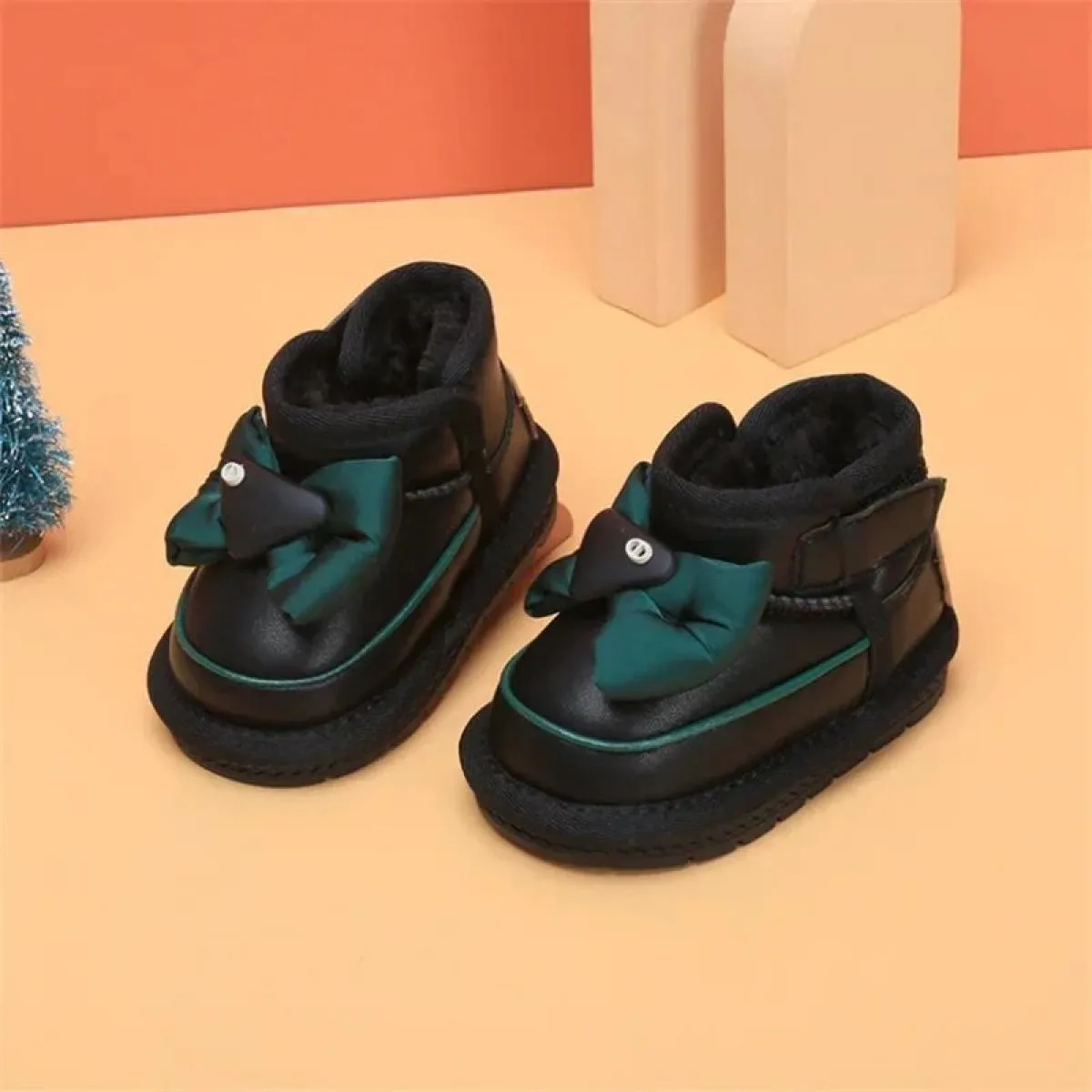 Nuovo 2024 Inverno Bambino Stivali da neve Per Bambini In Pelle Boewknot Caldo Peluche Scarpe di Cotone Bambino Morbida Suola An
