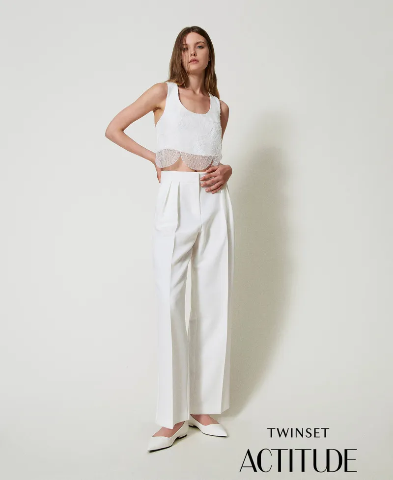 Pantaloni a palazzo con pieghe