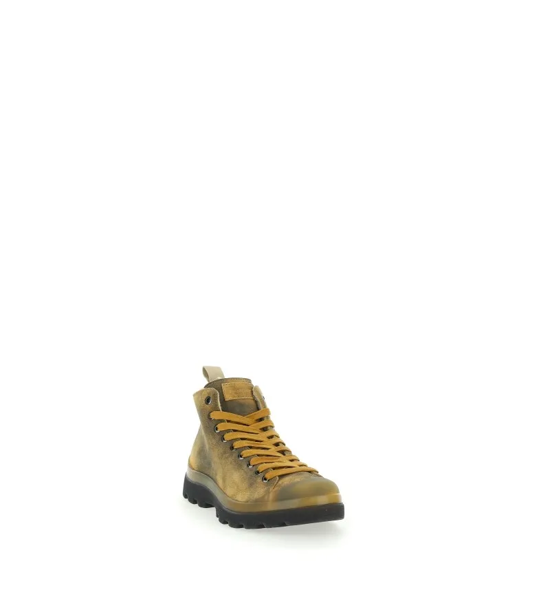 Polacchino in suede