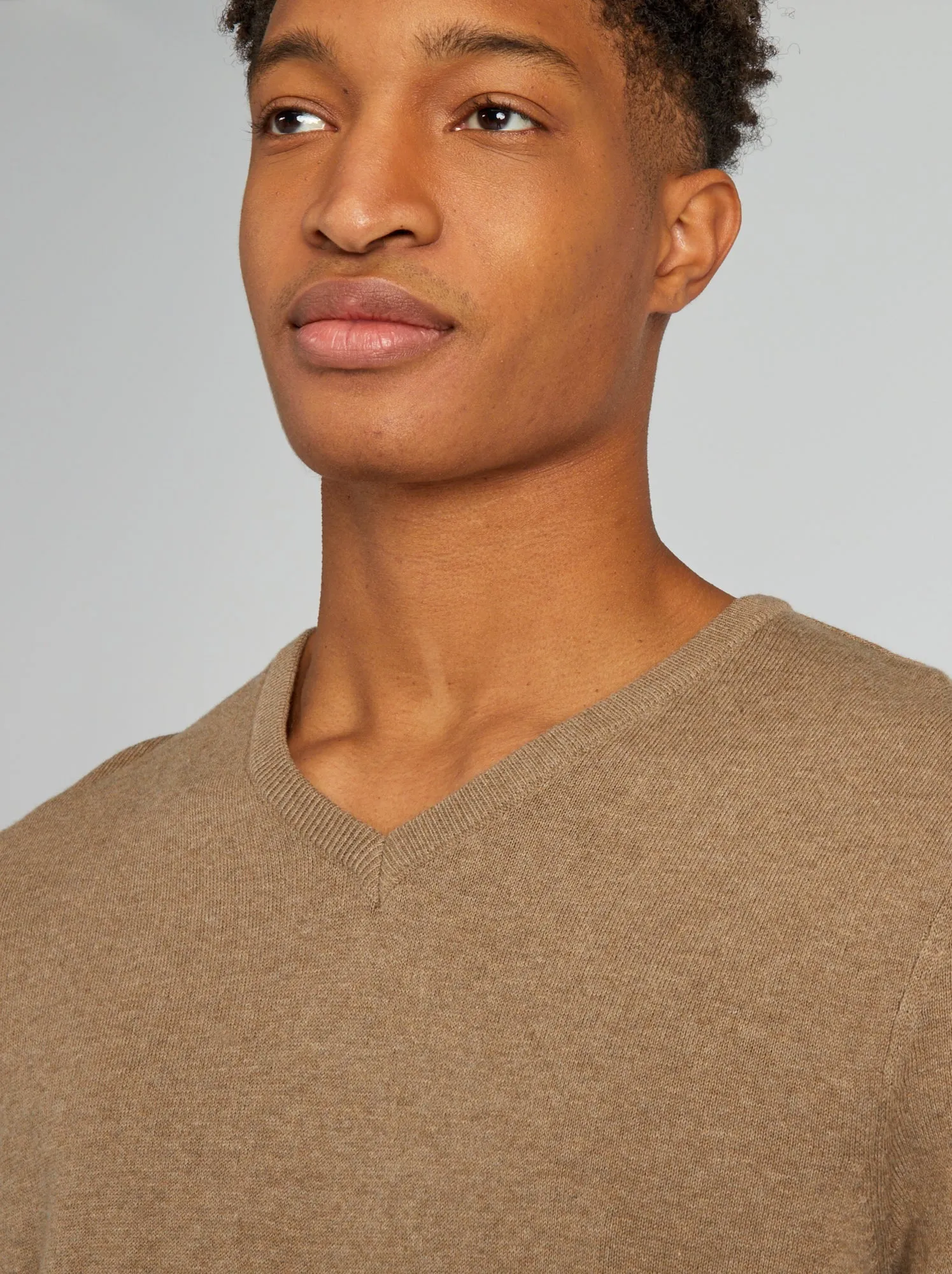 Pullover in maglia con scollo a V per persone più alte di 190 cm - BEIGE