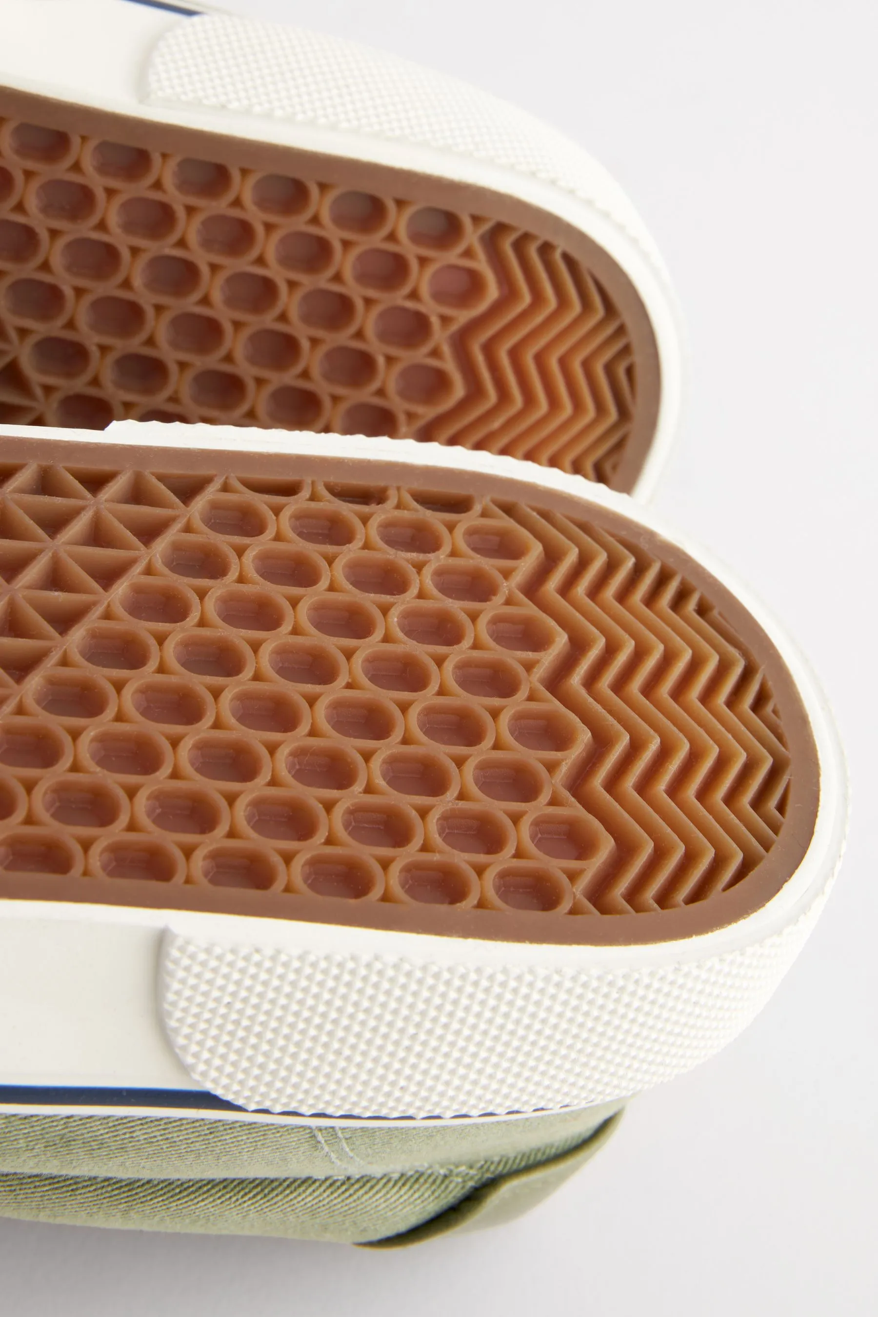 Scarpe da ginnastica in tessuto slavato