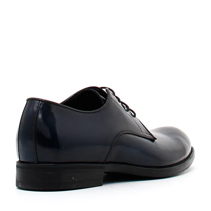 STRINGATE IN PELLE